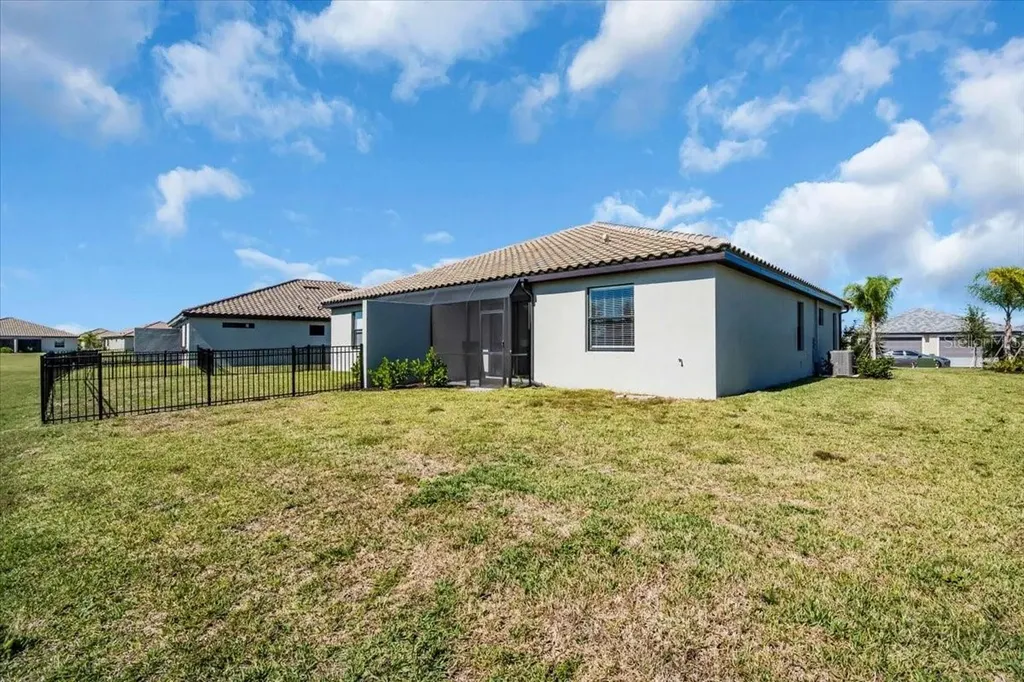 15736 Sunny Day Drive Bradenton FL 34211