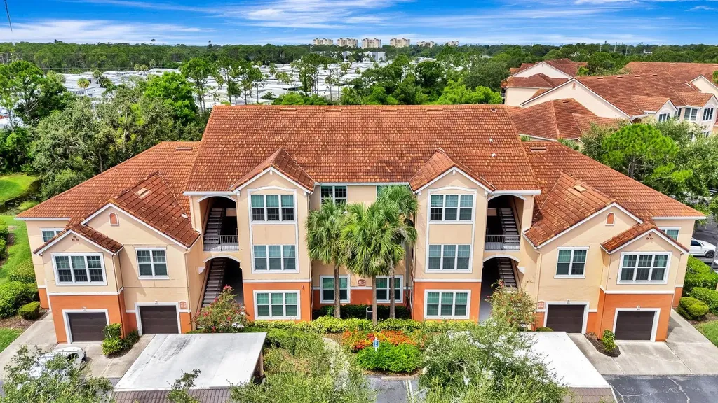 4142 Central Sarasota Parkway Sarasota FL 34238