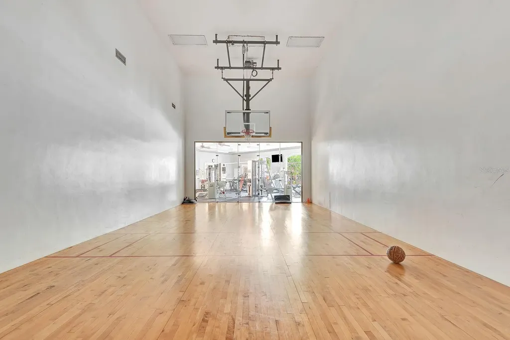 4142 Central Sarasota Parkway Sarasota FL 34238