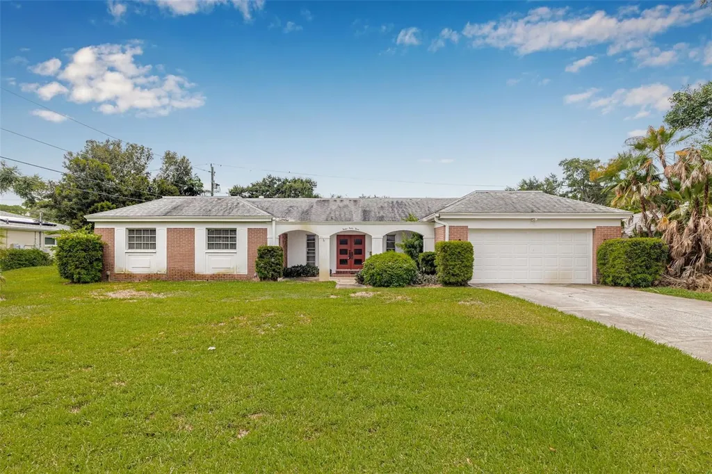 1293 88th Avenue N St Petersburg FL 33702