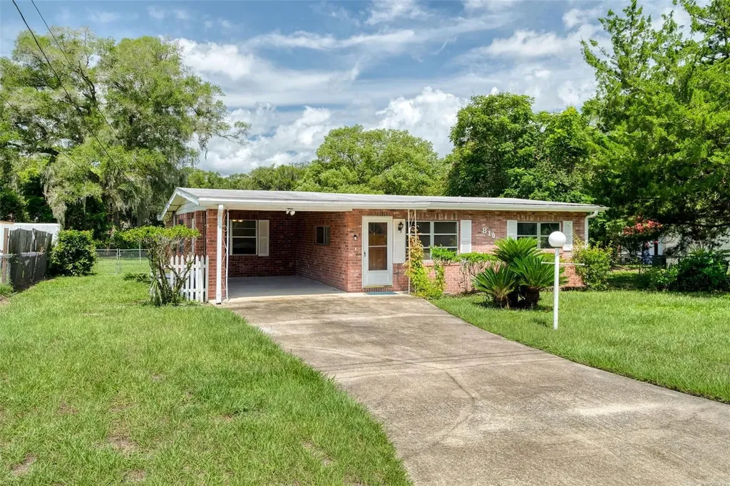 810 Margaret Street Deland FL 32720