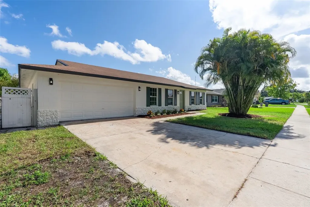 10225 Brownwood Avenue Orlando FL 32825