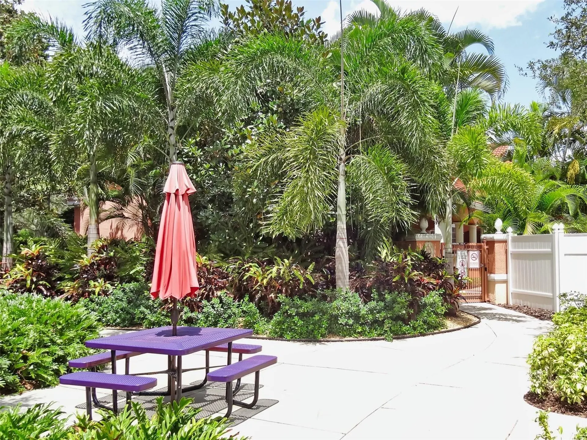 4118 Central Sarasota Parkway Sarasota FL 34238