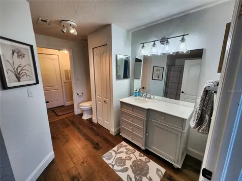 4118 Central Sarasota Parkway Sarasota FL 34238