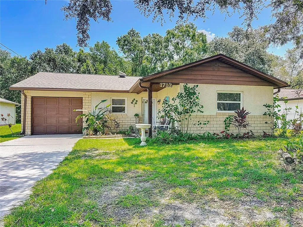 1713 California Avenue St Cloud FL 34769