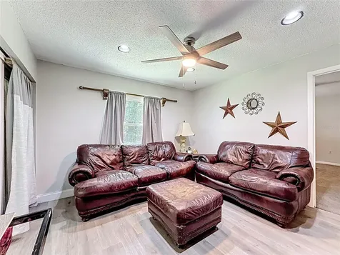 1713 California Avenue St Cloud FL 34769