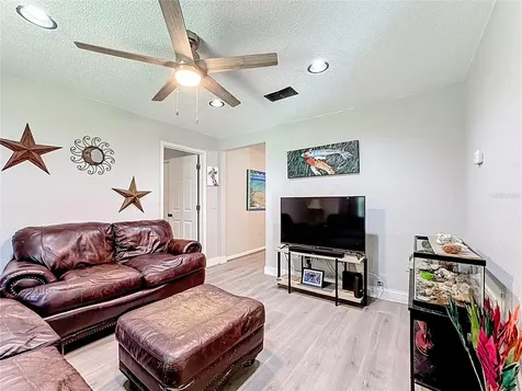 1713 California Avenue St Cloud FL 34769