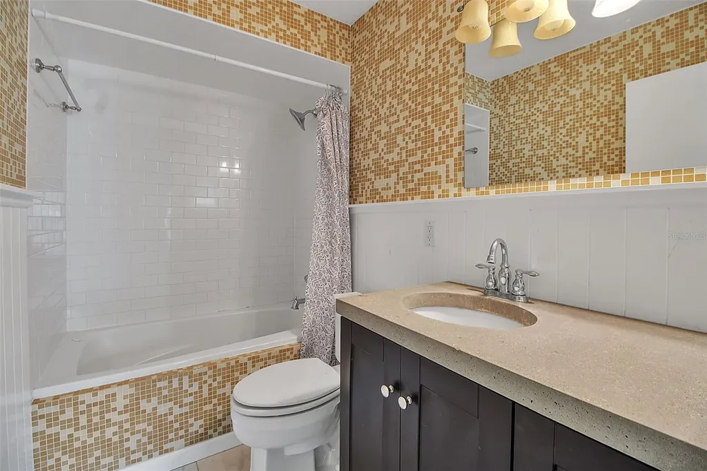 4625 Summerwind Drive Sarasota FL 34234