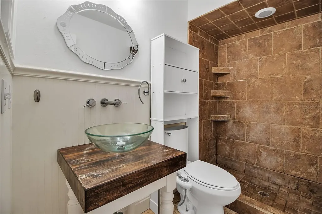 4625 Summerwind Drive Sarasota FL 34234