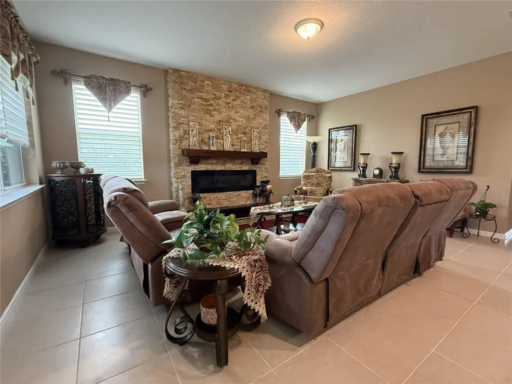 8760 Ocean Tides Cove Parrish FL 34219