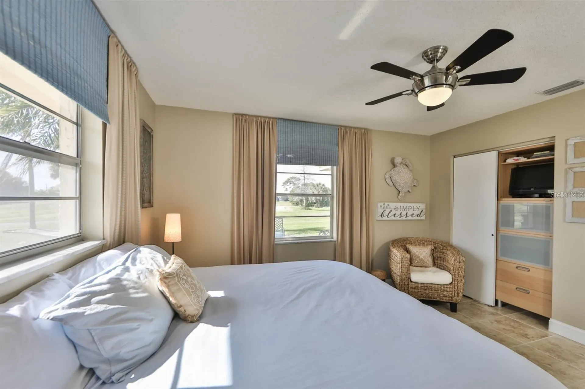1820 El Rancho Drive Sun City Center FL 33573