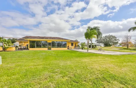 1820 El Rancho Drive Sun City Center FL 33573
