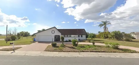 1820 El Rancho Drive Sun City Center FL 33573