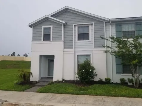 2452 Dubai Street Kissimmee FL 34747