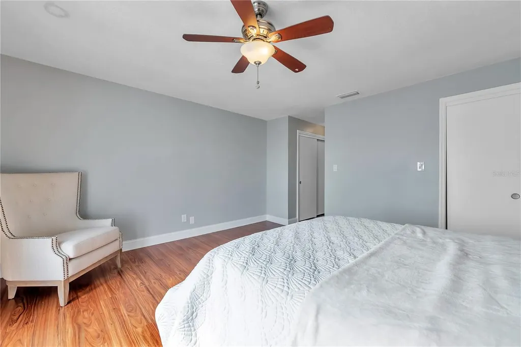 5172 Coquina Key Drive SE St Petersburg FL 33705