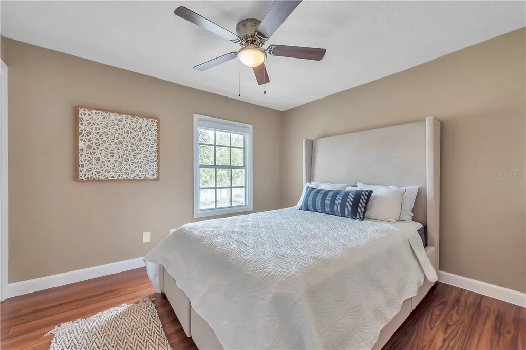 5172 Coquina Key Drive SE St Petersburg FL 33705