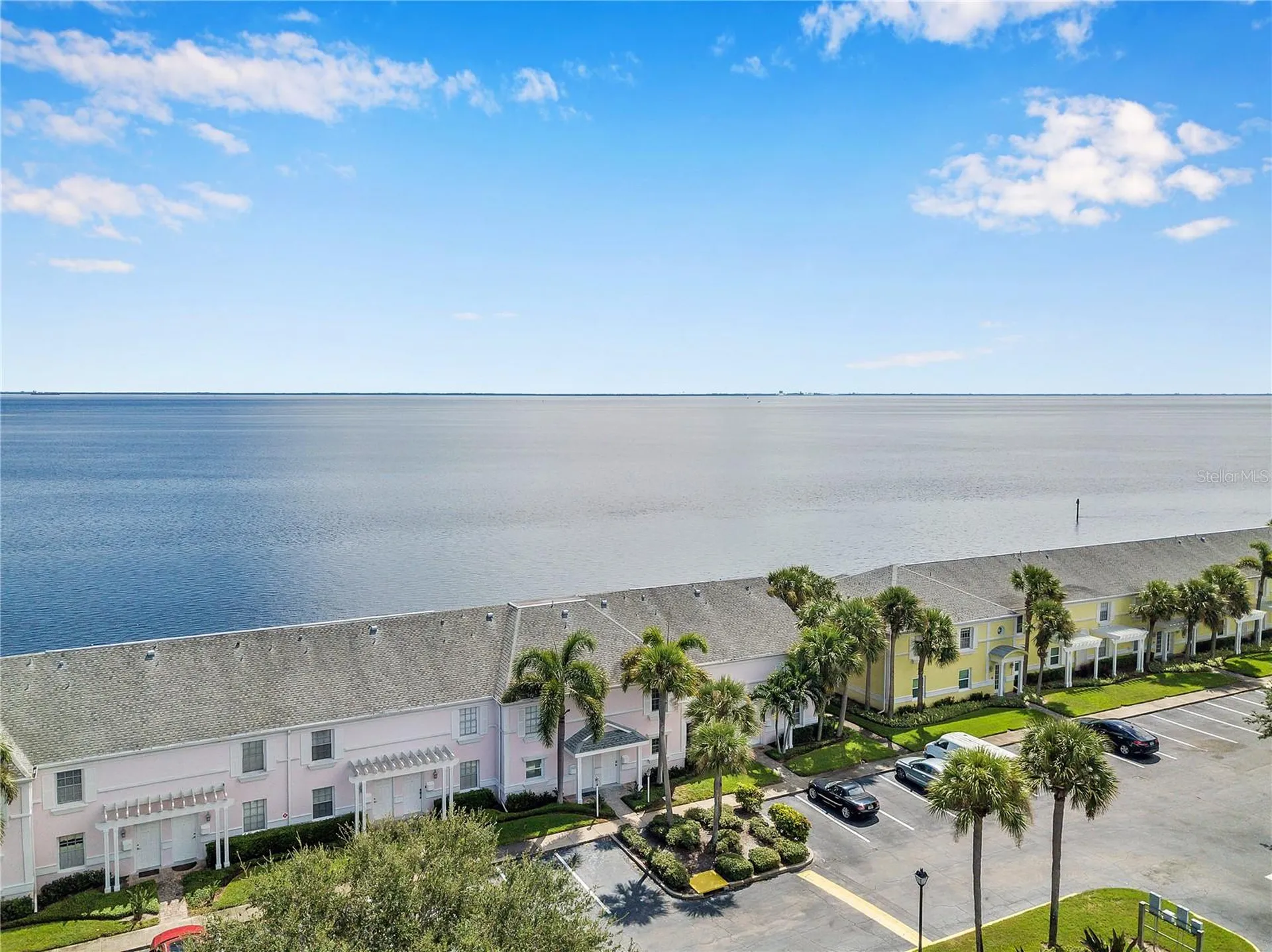 5172 Coquina Key Drive SE St Petersburg FL 33705