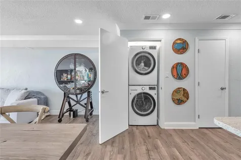 5172 Coquina Key Drive SE St Petersburg FL 33705