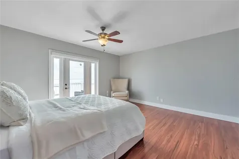 5172 Coquina Key Drive SE St Petersburg FL 33705