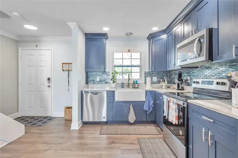 5172 Coquina Key Drive SE St Petersburg FL 33705