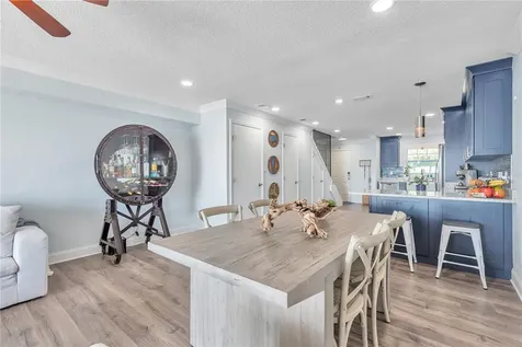 5172 Coquina Key Drive SE St Petersburg FL 33705