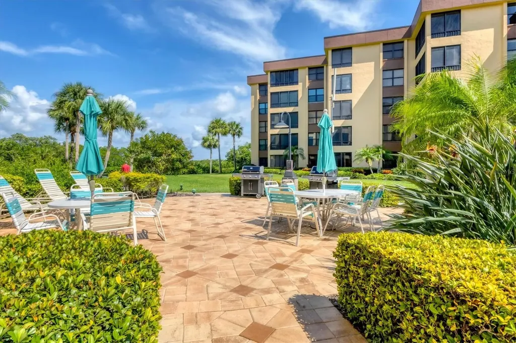 8776 Midnight Pass Road Sarasota FL 34242
