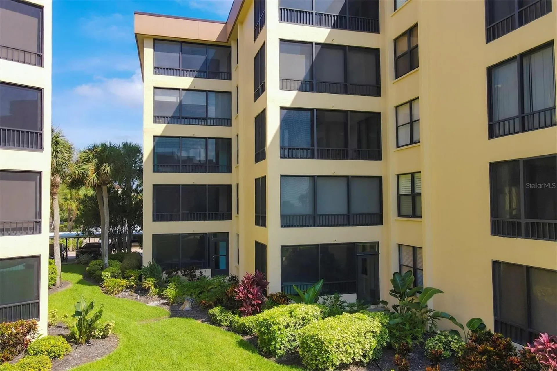 8776 Midnight Pass Road Sarasota FL 34242