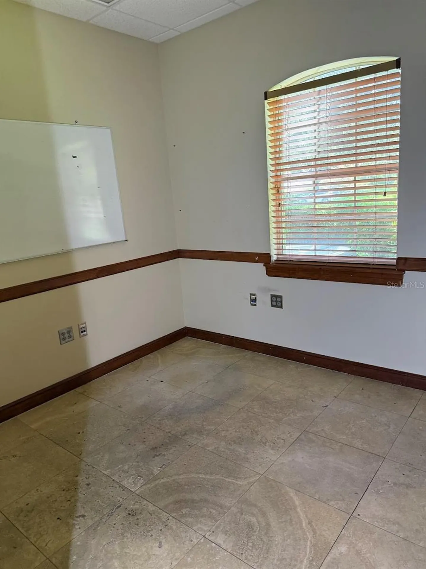 1400 S Us Highway 441, Building 910 Lady Lake FL 32159
