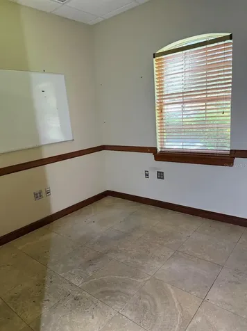 1400 S Us Highway 441, Building 910 Lady Lake FL 32159