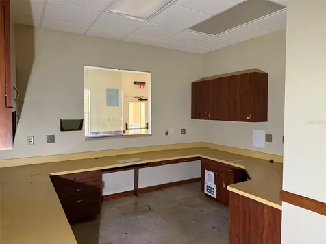 1400 S Us Highway 441, Building 910 Lady Lake FL 32159