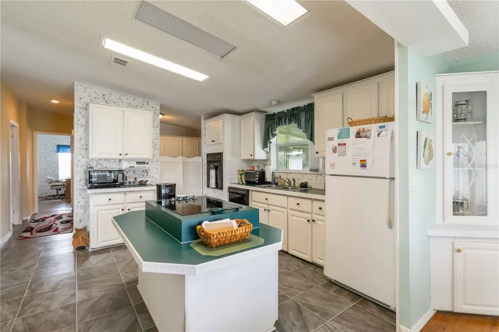 5316 53rd Avenue E Bradenton FL 34203