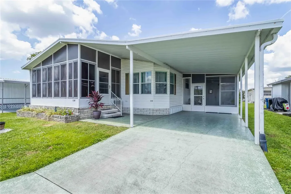 5316 53rd Avenue E Bradenton FL 34203