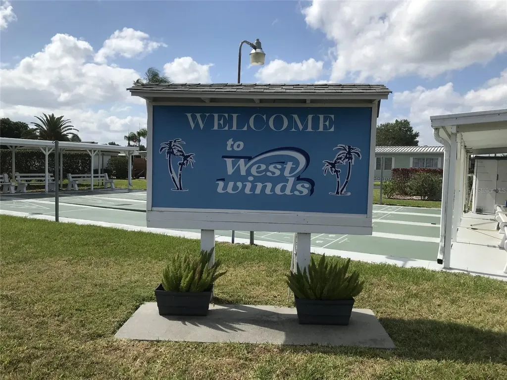 5316 53rd Avenue E Bradenton FL 34203