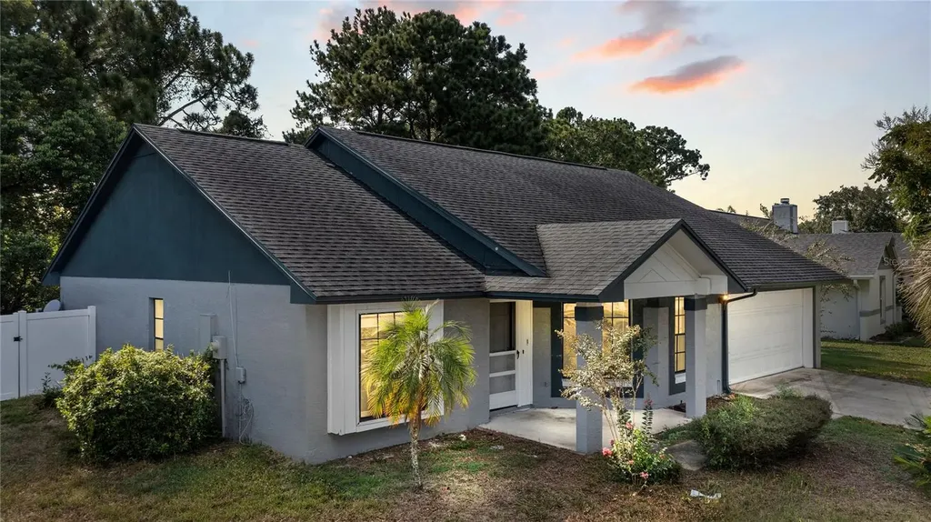 1023 Mckinnon Avenue Oviedo FL 32765