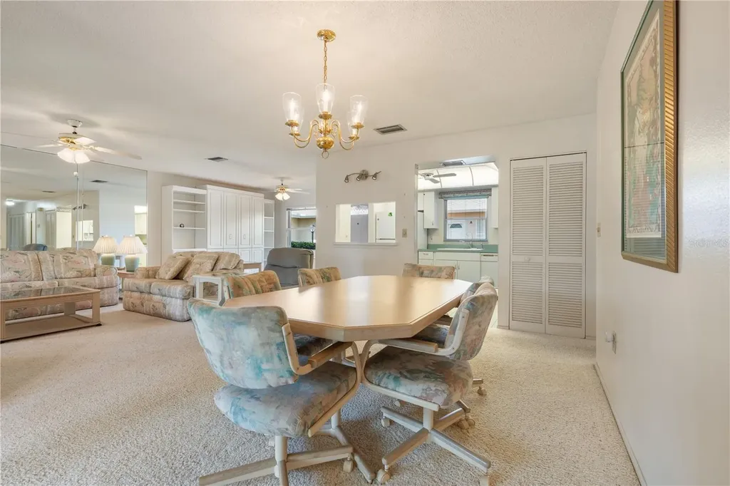 2187 Corinne Court S St Petersburg FL 33712
