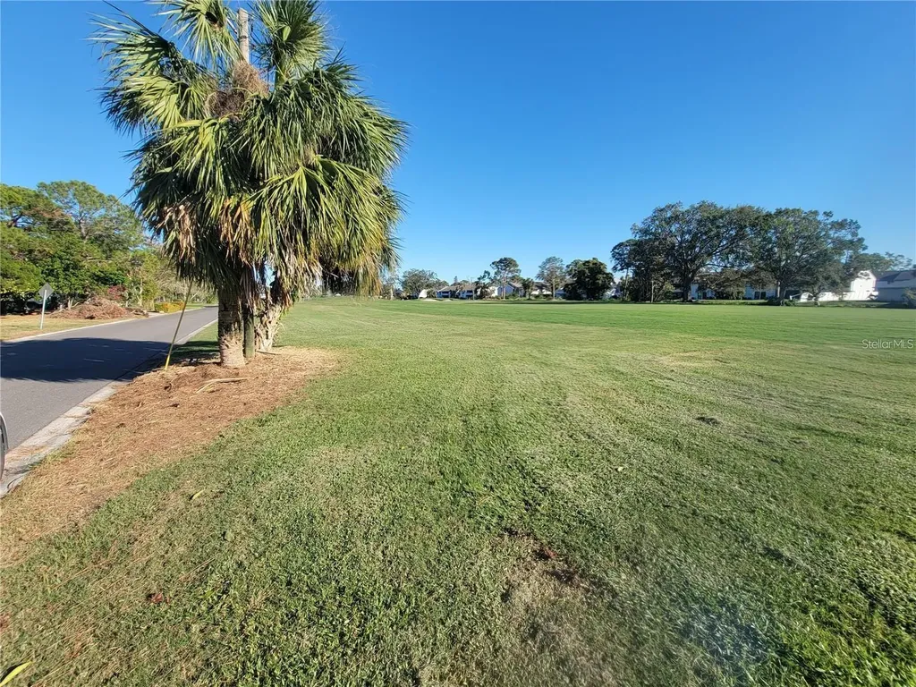 2187 Corinne Court S St Petersburg FL 33712