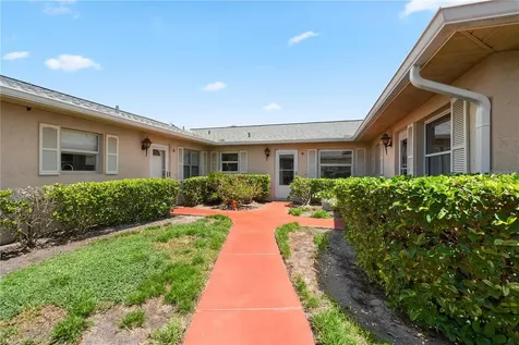 2187 Corinne Court S St Petersburg FL 33712