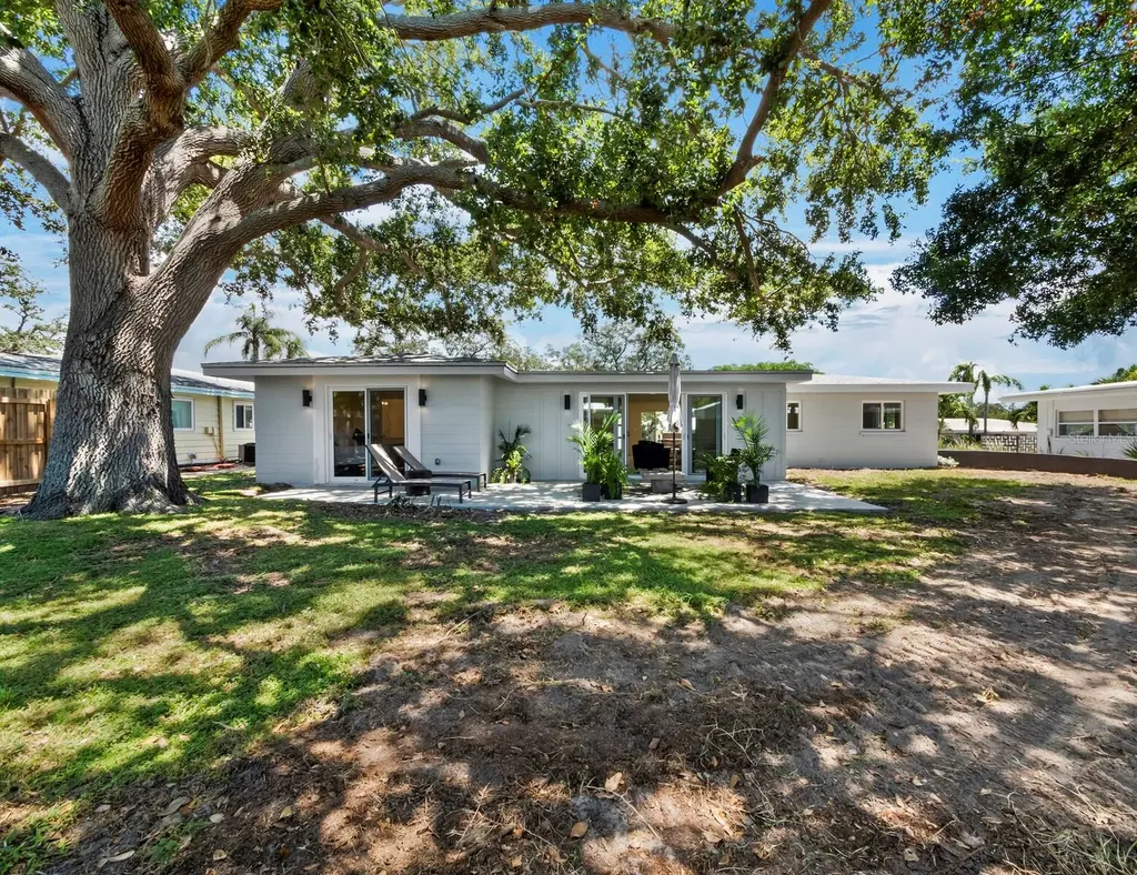 3430 Jaffa Drive Sarasota FL 34239