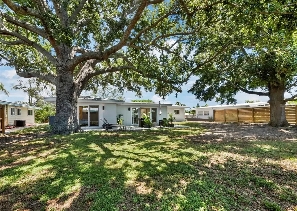 3430 Jaffa Drive Sarasota FL 34239