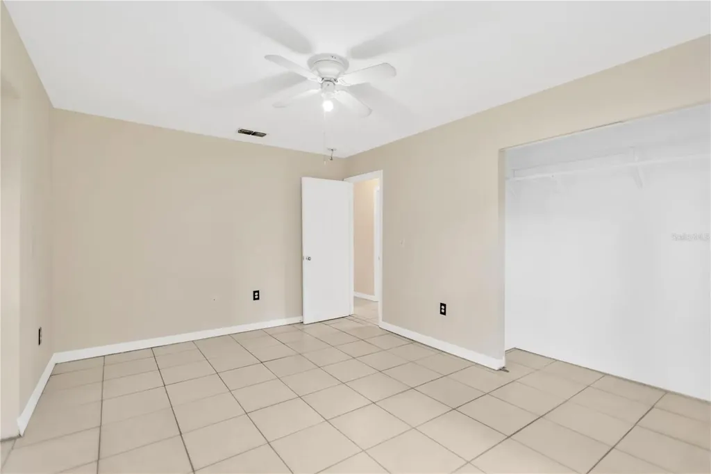 808 1st Avenue NE Ruskin FL 33570