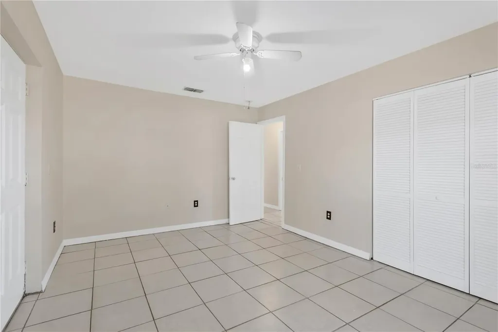 808 1st Avenue NE Ruskin FL 33570