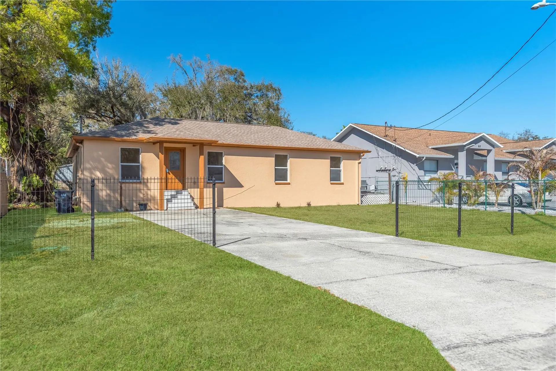808 1st Avenue NE Ruskin FL 33570