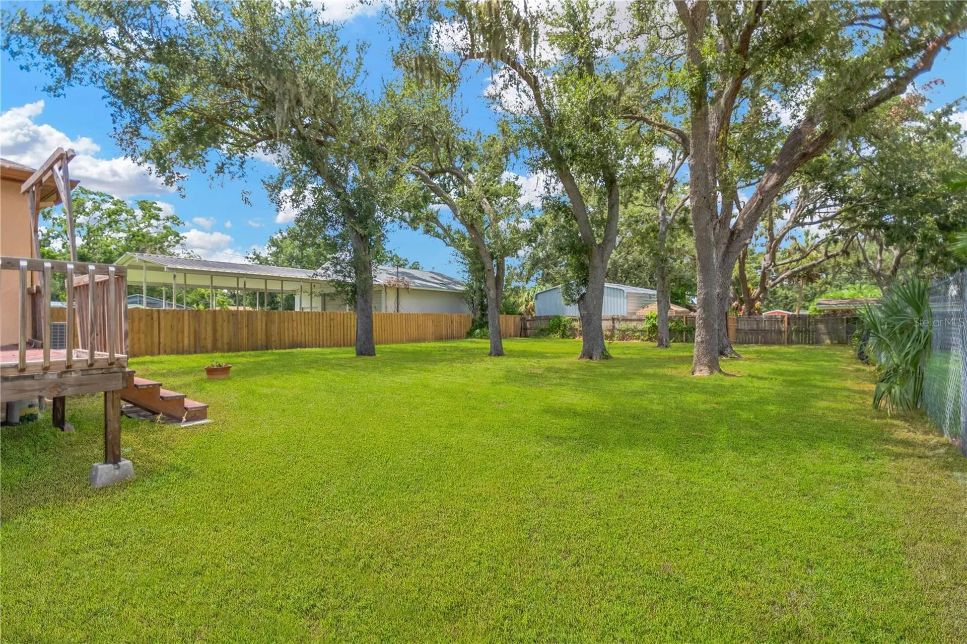 808 1st Avenue NE Ruskin FL 33570