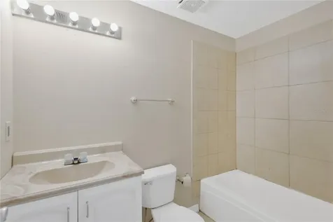 808 1st Avenue NE Ruskin FL 33570