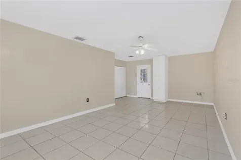 808 1st Avenue NE Ruskin FL 33570