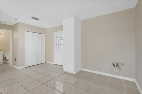 808 1st Avenue NE Ruskin FL 33570