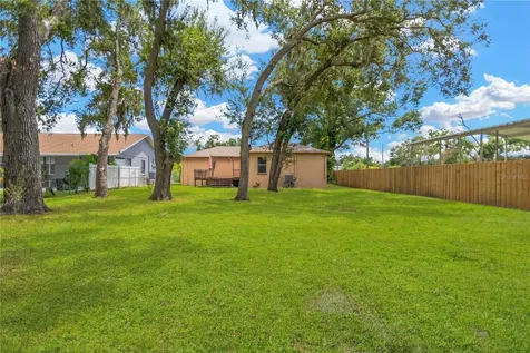 808 1st Avenue NE Ruskin FL 33570