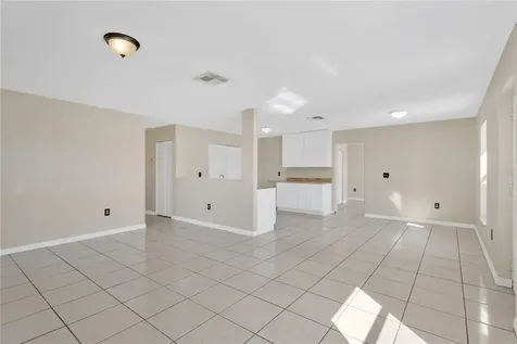 808 1st Avenue NE Ruskin FL 33570