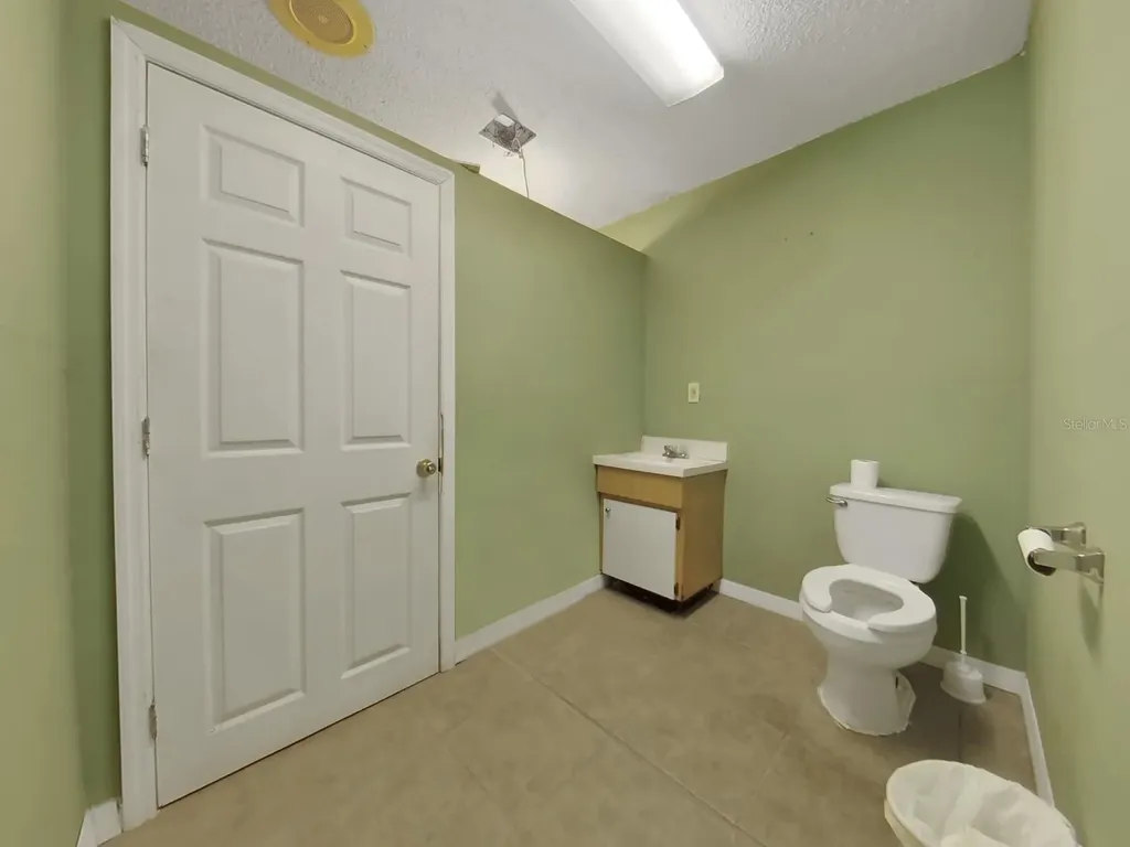 953 E 11th Avenue Tampa FL 33605