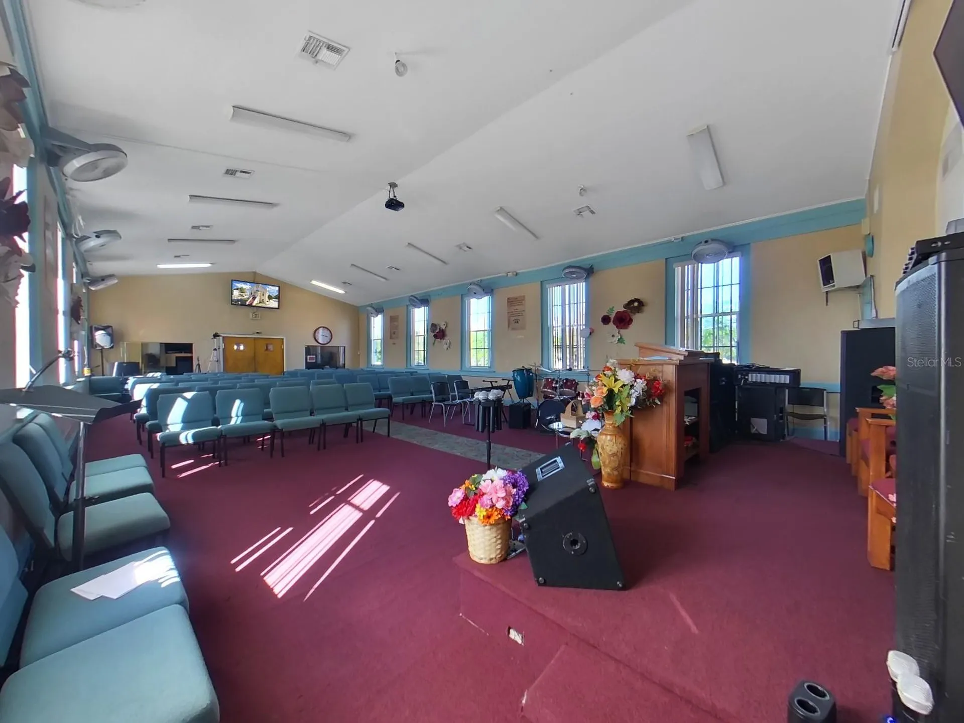 953 E 11th Avenue Tampa FL 33605